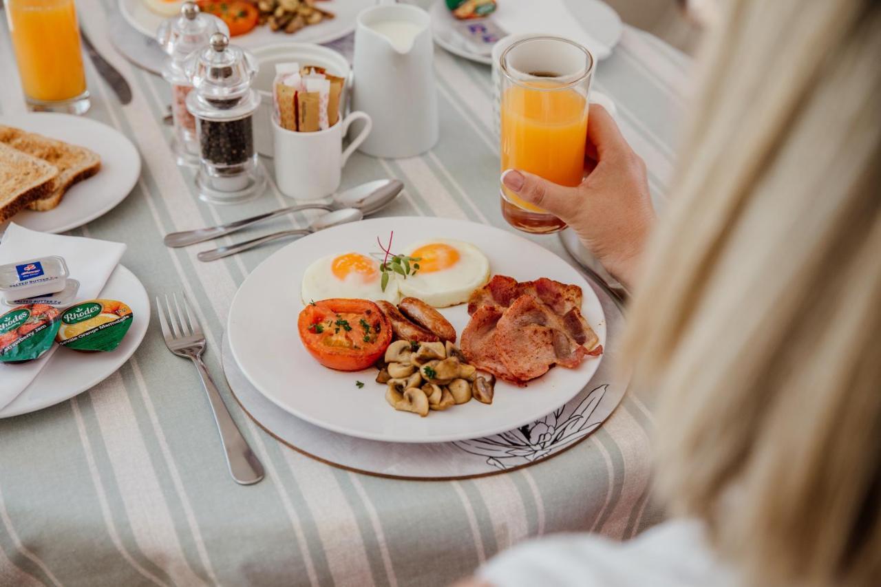 Cornerstone Manor Bed and Breakfast Grahamstown Eksteriør billede