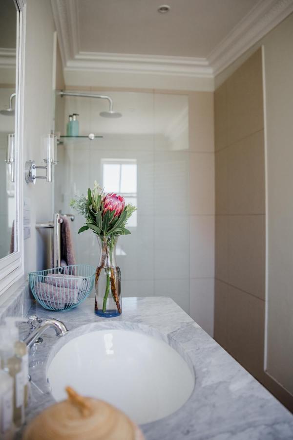 Cornerstone Manor Bed and Breakfast Grahamstown Eksteriør billede